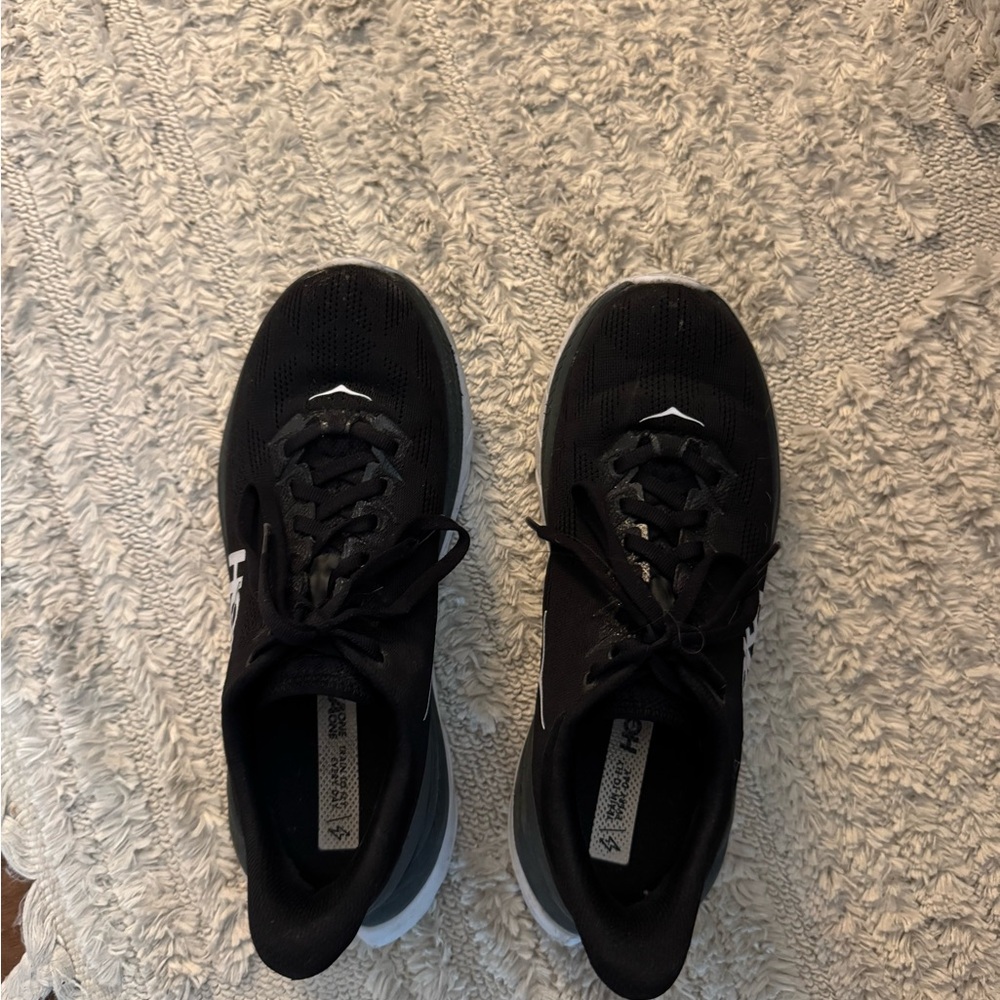 Hoka Mach 4